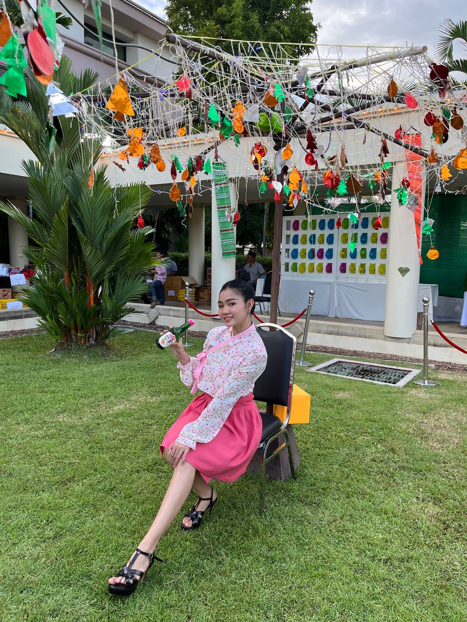 Thai Embassy with Da Houg Heng 25